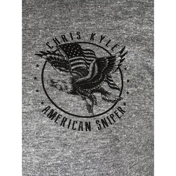 Howitzer Style Men's T-Shirt CHRIS KYLE EAGLE FLAG Military Grunt S-3XL - Picture 4 of 10